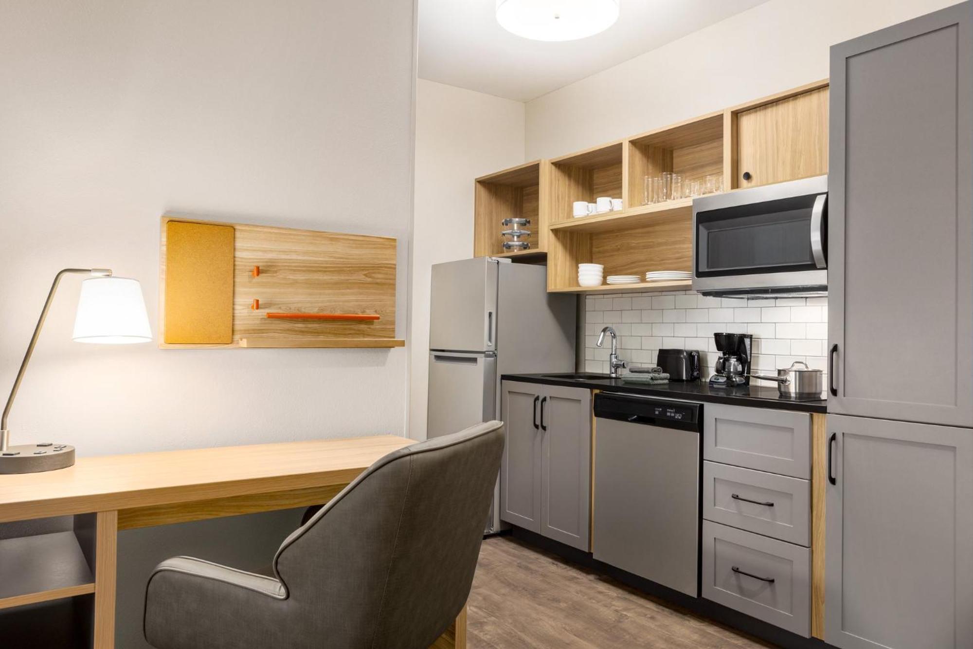 Candlewood Suites Pecos By Ihg Eksteriør bilde